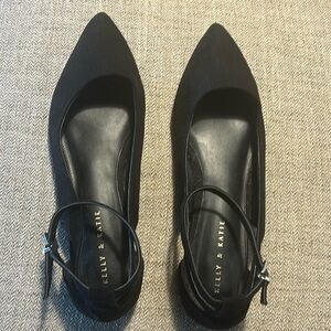 Kelly & Katie Black Dress Shoes. Size 11m. Ankle Strap.

Almost new.